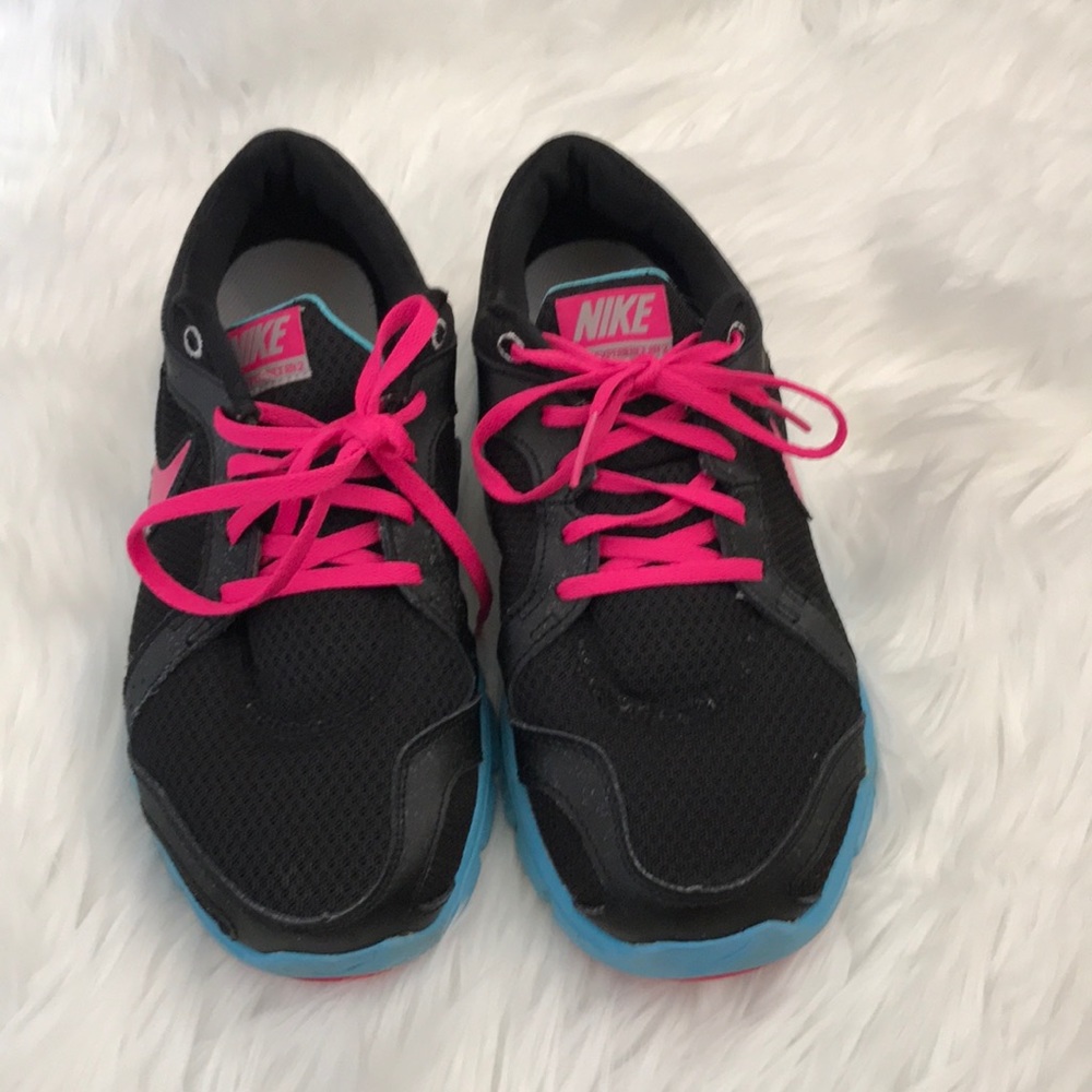 Nike Size 9.5 Black Running shoes